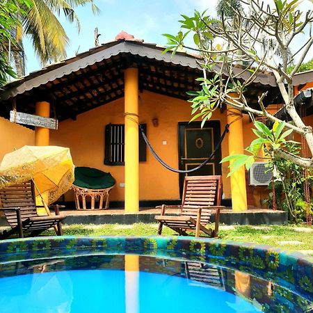 Hotel The Fat Mermaid Mirissa Exterior foto