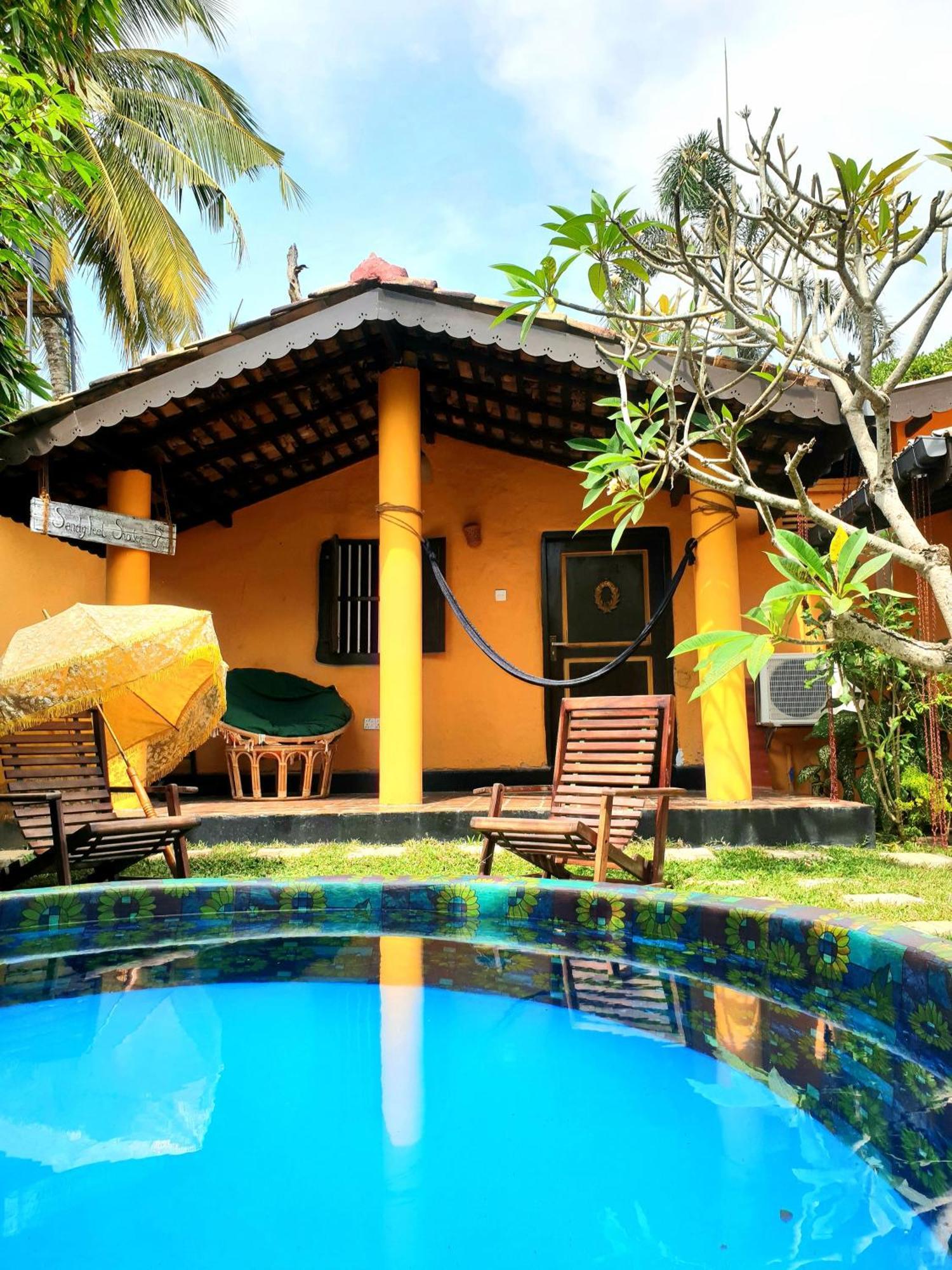 Hotel The Fat Mermaid Mirissa Exterior foto